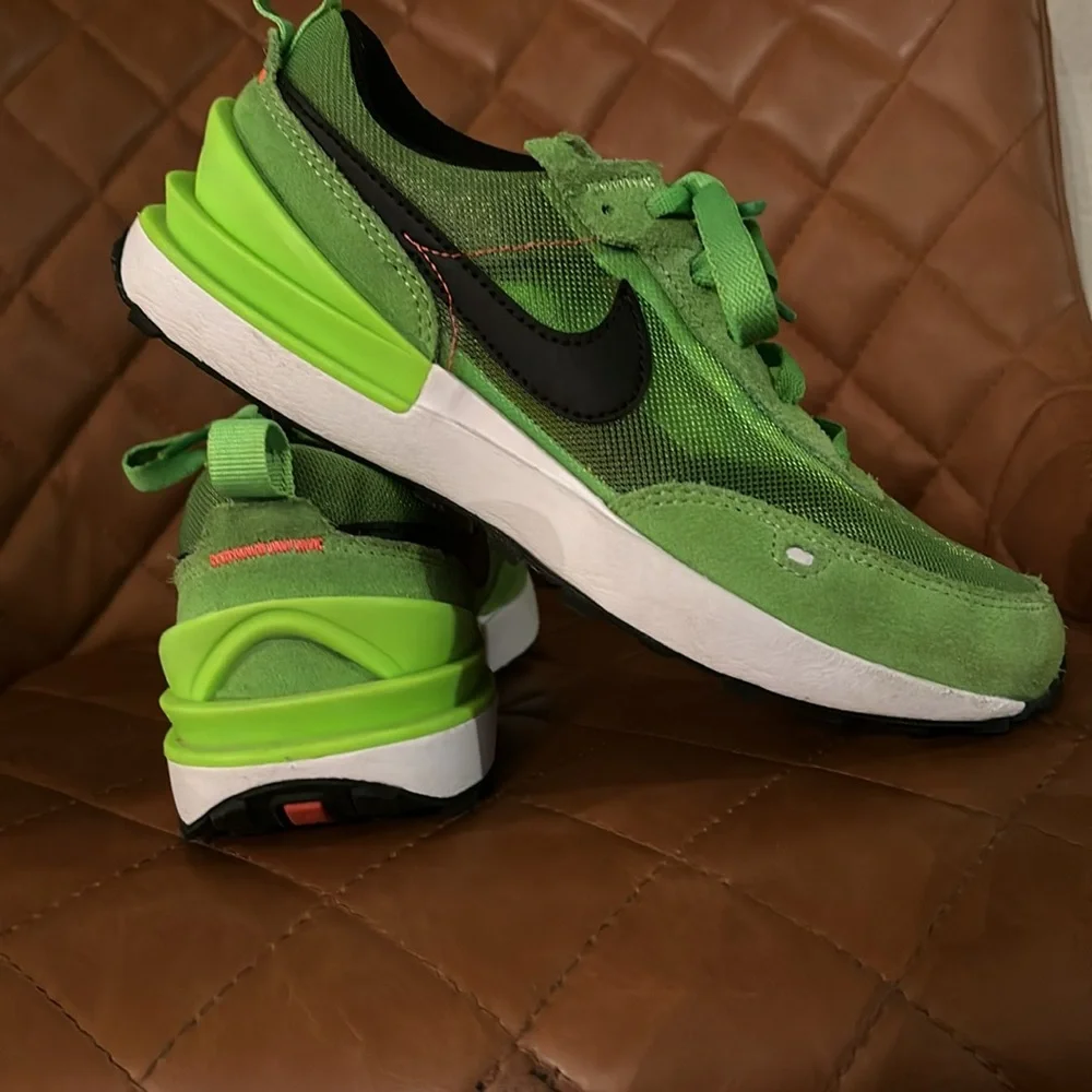 Nike Waffle One.. Great Condition.. comes with OG box. - Picture 3 of 3